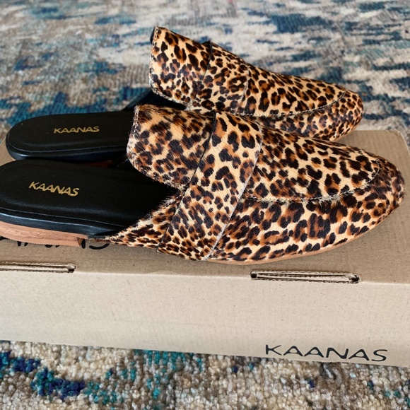 NIB Milan loafer mule cheetah print 9 brand new 🐆 - Picture 3 of 15